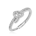 Macro-opname van een zilveren verstelbare ring met gevlochten pavé diamant-ontwerp - Zilver Stijl E
