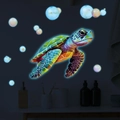 Adesivo murale tartaruga luminosa con bolle per cameretta dei bambini o decoro bagno - 40x45cm / Blu