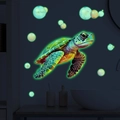 Adesivo murale tartaruga luminosa con bolle per la decorazione della cameretta - 40x45cm / Verde