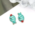 Blauwe emaille tropische vis hanger met rode vinnen voor DIY sieraden maken - Groen (Gouden Basis)