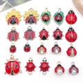Breloques coccinelle et tournesol en alliage pour DIY avec émail et petites perles - Série Coccinelle en Émail Mixte 20 Styles