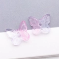Perle papillon en verre avec dégradé rose et violet, texture givrée et trou droit - Bleu Violet Transparent Dégradé