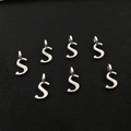 Pendentifs en forme de lettre S en alliage argenté pour la création de bijoux - Lettre S