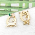 Gouden legering hanger met wit emaille konijn en roze bloemen voor DIY-sieraden maken - Emaille Bloemen Letter O