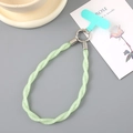 Cordon de téléphone tressé vert clair minimaliste avec anneau argenté et insert en T - Breloque / Vert