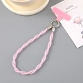 Détail du cordon de téléphone tressé rose scintillant avec anneau argenté et attache - Breloque / Rose