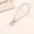 Detailansicht der luxuriösen Strass-Handykette mit Silberring und weißem T-Patch-Pad - AB-Farbe
