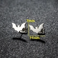 Boucles d'oreilles chauve-souris minimalistes en acier inoxydable de 7mm par 11mm - Forme de Chauve-souris (388) / Acier
