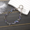 Elegante cadena de cuentas de cristal aurora con colgante vintage de Elizabeth II - Gris Multicolor