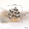 Detail view of wheat wreath brooch showing 3.9cm x 4.8cm size and 18.5g weight info - Two Wheat Ears (D2592)