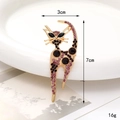 Dettaglio charm gatto di lusso con strass viola che mostra l'altezza di 7 cm - Stile Gatto Viola (D2583)