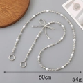 Versilberte Perlenkette für Handy oder Tasche mit Schleifenanhänger Länge 60cm - 120cm Umhängekette / Versilberte Unregelmäßige Künstliche Perle Schleife Umhängekette