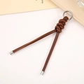 Porte-clés en cuir marron tressé avec anneau argenté pour sacs et voitures - Marron