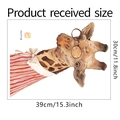 Detail view of giraffe wall sticker with dimensions 39cm x 30cm for kids room - 30*39cm Layout