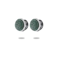 Détail macro de boucles d'oreilles en titane argenté avec cristaux verts pavés - Style Pierre Verte Base Argent (NMSE-D231-9)