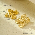 Detalle de los pendientes de flor en acero inoxidable chapado en oro 18k con medidas - Estilo de Flor de Doble Pétalo Grande (NMSE-C718-2) / Chapado en oro 18K