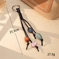 Handgefertigter Schlüsselanhänger aus Leder mit bunten Acrylperlen für Taschen, 21,3 cm - Viersträngiger Stil (K5947) / Schwarz