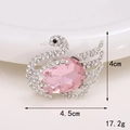 Broche cygne élégante avec base argentée, pierre rose et strass scintillants - Alliage / Cygne Serti de Strass Rose (D224)