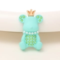 Pendentif ours vert menthe avec couronne dorée et cristaux brillants en strass - Vert clair