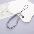 Elegante Handy-Perlenkette mit grauen Perlen und einem schwarzen Kamelien-Anhänger - K042 Graue Künstliche Perle Handykette (K042)