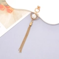 Detailansicht goldener Herz-Quastenanhänger mit Perle für DIY Handyhüllen Zubehör - Herz Quastenanhänger (K594)