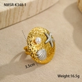 Détail macro de bague marine 3,5cm avec étoile de mer coquillage et perle dorée - Bague Large Surface Étoile de Mer Perle (NMSR-K348-1)