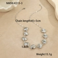 Détail du collier en acier inoxydable avec pendentifs de coquillages et fermoir ajustable - Style Grand Coquillage (NMSN-K315-3)
