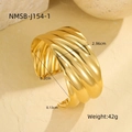Bracelet large doré ondulé poli avec dimensions de 6,2 cm de diamètre intérieur et 2,96 cm de large - Style Texture Bosselée Ondulée Doré (NMSB-J154-1)
