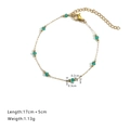Detalle de la cadena de acero dorado con cuentas de piedra verde y cierre de langosta - Pulsera / Verde
