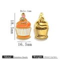 Pendentif cupcake en émail orange et rose avec finition en acier doré poli - Cupcake Crème Glacée 2
