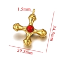 Ciondolo a croce vintage in titanio placcato oro 18k con pietra rossa e misure 34,5x29,5mm - Howlite Rossa