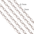 Dettaglio delle maglie a cuore in acciaio inox da 5 mm e 8,5 mm per gioielli fai-da-te - Catena a Maglie di Zucca