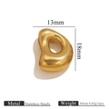 Detailed view of golden stainless steel letter charm with 18mm x 13mm size specifications - Letter D / Gold