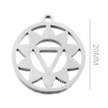 Makroansicht des 20mm Edelstahl-Yoga-Anhängers mit geometrischem Lotus-Muster - Geometrischer Lotus-Stil (Stahlfarbe 1)