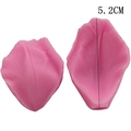 Detailansicht Silikonform für Blütenblätter in Pink, 5,2cm Höhe mit feiner Blattstruktur - Blütenblattform (Nr. 5)
