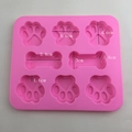 Molde de silicona rosa con 6 patas de gato y 2 huesos para repostería DIY y jabones - Molde 6 Cavidades Pata Gato Hueso / Rosa
