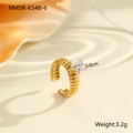 Detail of 18K gold-plated stainless steel heart ring with ribbed band and zircon - Heart Zircon Horizontal Ribbed Style (NMSR-K548-6)