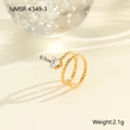 Detail view of gold twisted ring with 0.7cm heart zircon and 2.1g weight display - Heart Stone Spiral Textured Style (NMSR-K549-3)