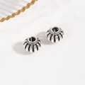 Foto macro de accesorio de cuenta de plata en forma de calabaza de 10 mm para DIY - Estilo Linterna de Calabaza de Plata Antigua