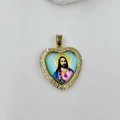 Macro view of heart-shaped Virgin Mary pendant with gold plating and white zircon inlay - Jesus Portrait Style (DMK1151G-13)