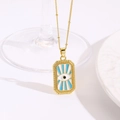 Detail van de gouden rechthoekige hanger ketting met blauw emaille boze oog bedel - Lichtblauwe Zonnestraal Boze Oog Halsketting (ZYN-DMK1152G-2A)