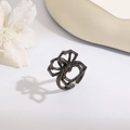 Dettaglio dell'anello a ragno nero con occhi di strass rossi e fascia regolabile - Stile Ragno Nero Occhi Rossi (ZYN-DMR235B)