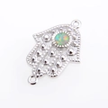 Silberner Hamsa-Hand-Verbinder mit schillerndem Opal-Inlay für DIY-Schmuckbau - Weißgold Weiß Opal