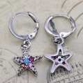 Seestern-Ohrringe mit bunten Kristallen in Silber-Finish für einen Vintage-Look - Pentagramm / Weißgold