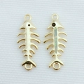 Detalle macro de colgantes de espina de pescado chapados en oro con ópalo para joyas - Oro + Opalo Blanco (Solo Conector)