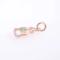 Dettaglio del ciondolo a cuore in opale oro rosa con accenti in zircone bianco - Oro Rosa Bianco Opale