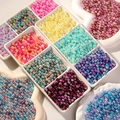 Bunte 6mm ABS Kunstperlen für DIY Schmuckherstellung in herzförmigen Schalen - 50g pro Packung (ca. 550 Stück) / Mehrfarbig