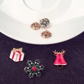 Ensemble de broches de Noël en émail avec boîte cadeau, flocon et cloche rouge - Ensemble de 3 Cloches (Z142)