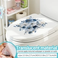 Transparante blauwe aquarel bloemensticker op wit toiletdeksel, 27x27,5 cm - Aquarel Blauwe Bloemenstijl