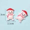 Accessoire bonhomme de neige en résine rose pailletée avec chapeau rouge et taille 3cm x 2,1cm - Bonhomme de Neige Garçon Chapeau Rouge (Paillettes)